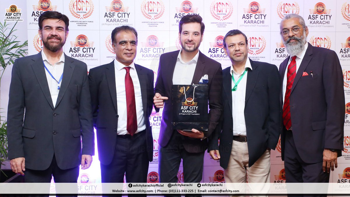 asfcitykarachi's tweet photo. ASF City Karachi Phase II Press Conference at Pearl Continental Hotel Karachi. Attended by Col (R) Habib Khawaja, CEO ASF Foundation, Syed M. Tarek Ali, Senior Deputy Director, and Mikaal Zulfiqar, Brand Ambassador ASF City Karachi, along with journalist from leading bloggers. https://t.co/zkTEt3MVBu