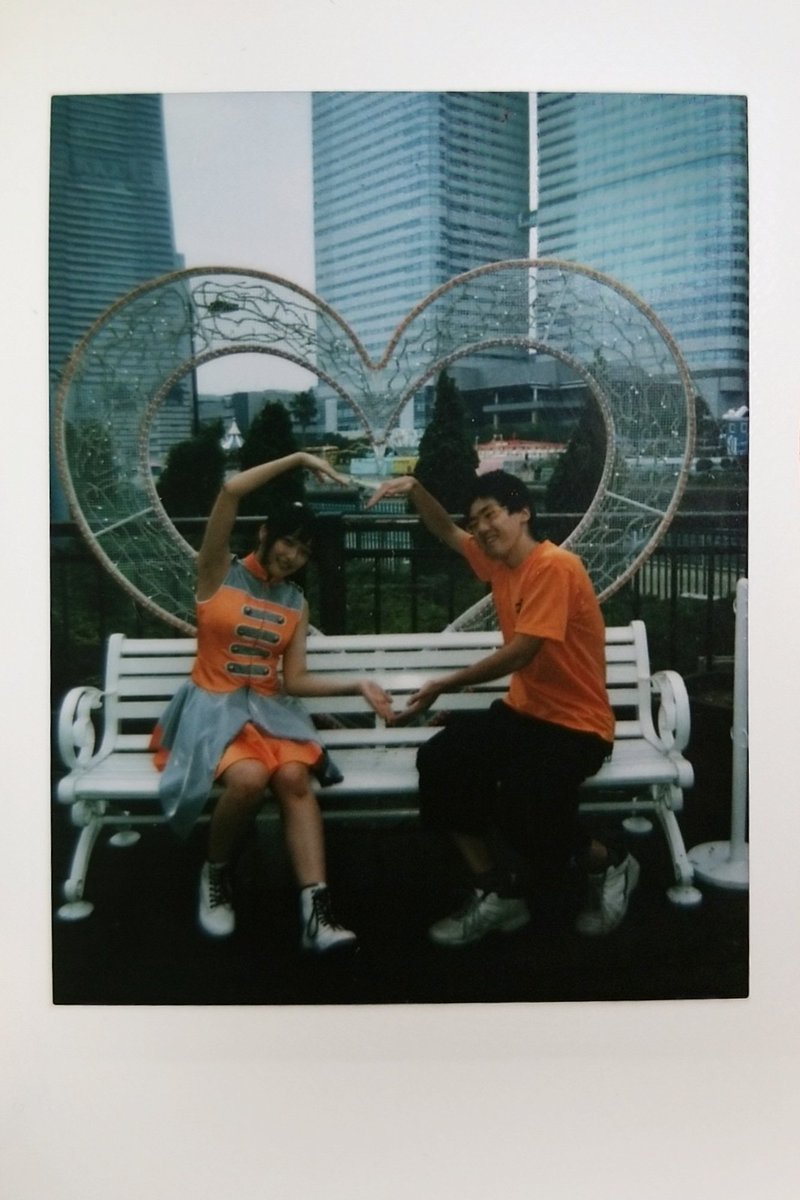 i☆Risさん、次のシングル特典会が写メがポーズ指定になるので、今まで