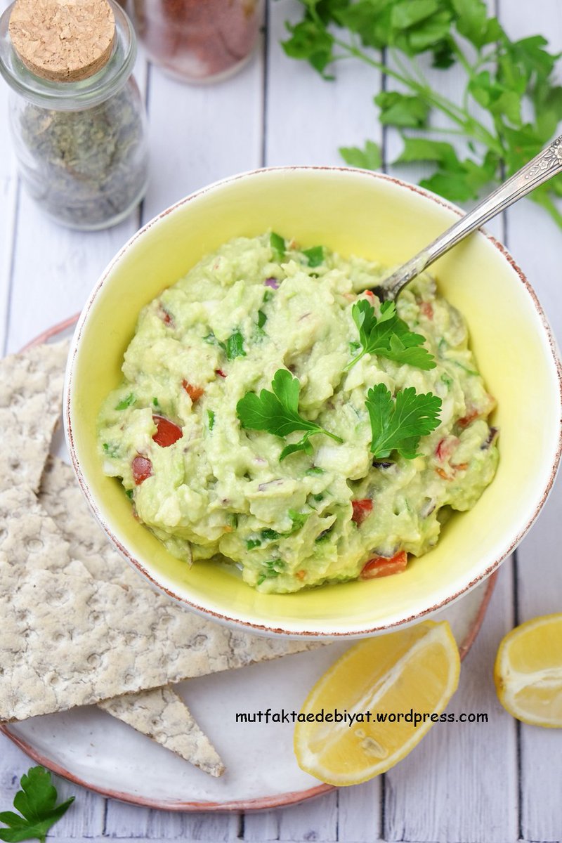 mutfaktakitap's tweet photo. Guacamole Tarifi https://t.co/oNLvrIWNWe https://t.co/JchdSsUNZn