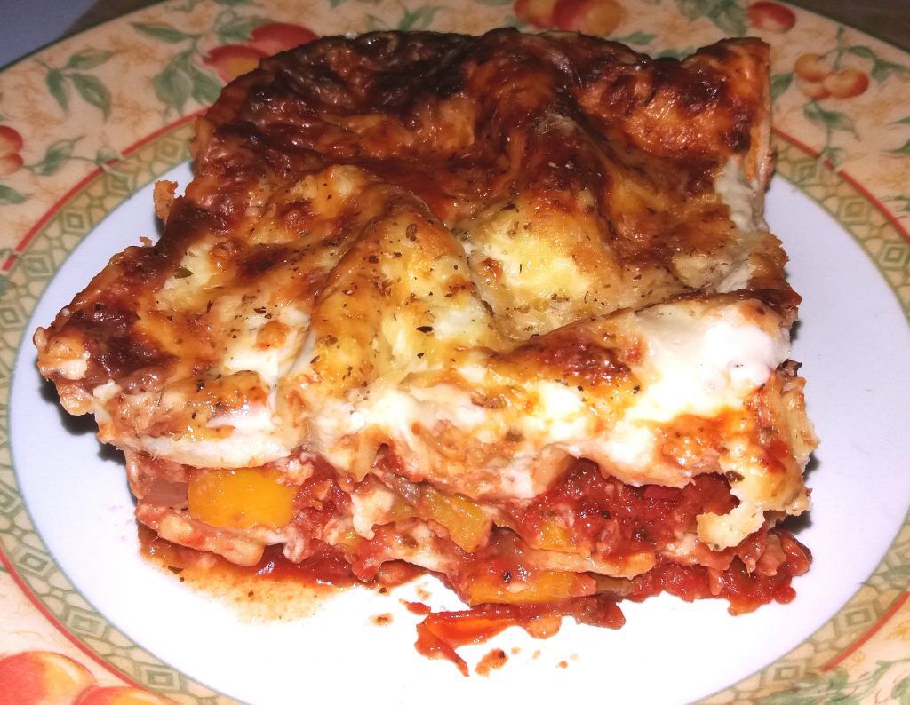 This delicious vegetable lasagne from <a href="/re_hungry/">Hope You're Hungry</a> begs to be tried.  Rather than the more common spinach, she’s used a delightful array of summer veg!  A truly tasty &amp; nutritious variation on the theme:  Perfect Pastafication! buff.ly/2YYskWH via <a href="/esmonaco1/">Eugene Samuel Monaco</a>