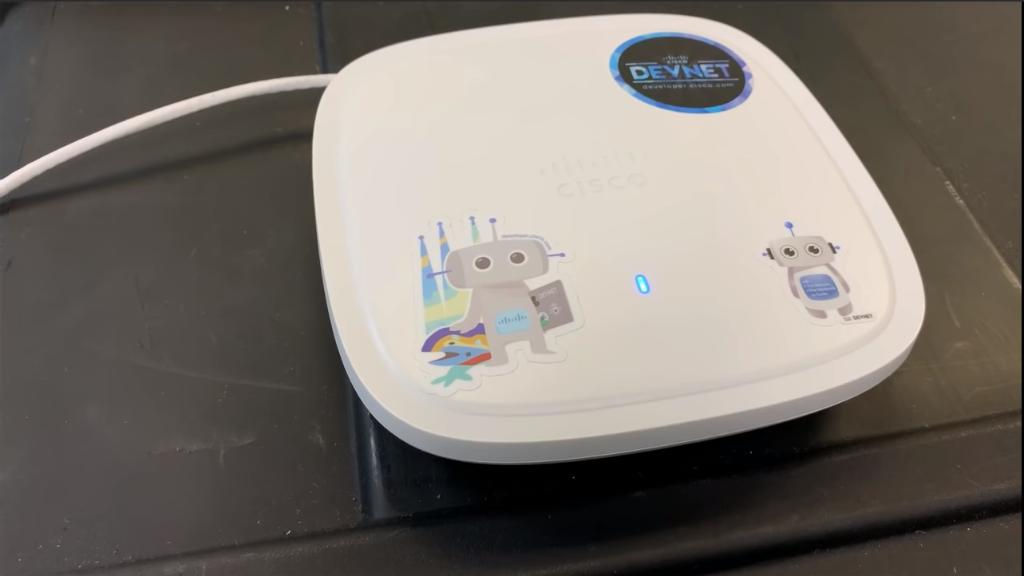 AB_Hersh's tweet photo. Check out this behind-the-scenes demo with David Bombal as the Cisco Catalyst 9100 AP puts Samsung Galaxy S10 performance to the test! https://t.co/aVOgoCdMo5 #WiFi6 #networking https://t.co/kyz6SjKGNb