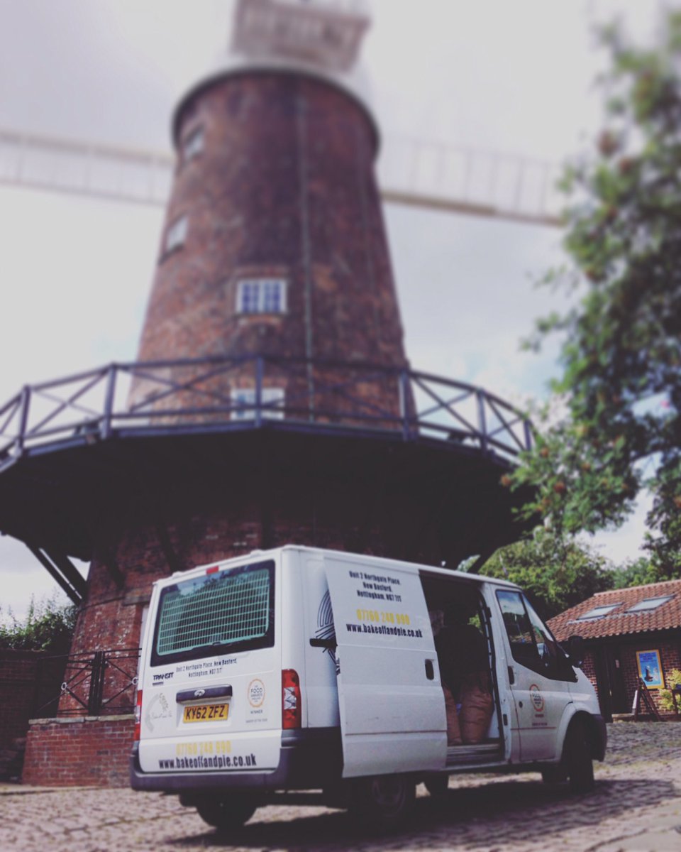 Another happy customer! 50kg biodynamic rye off to @Bakeoffandpie for use in his sourdough starters 🍞 

#notts #nottingham #organic #biodynamic #sourdough #baking #greenswindmilll #windmilllife #bakery #bread