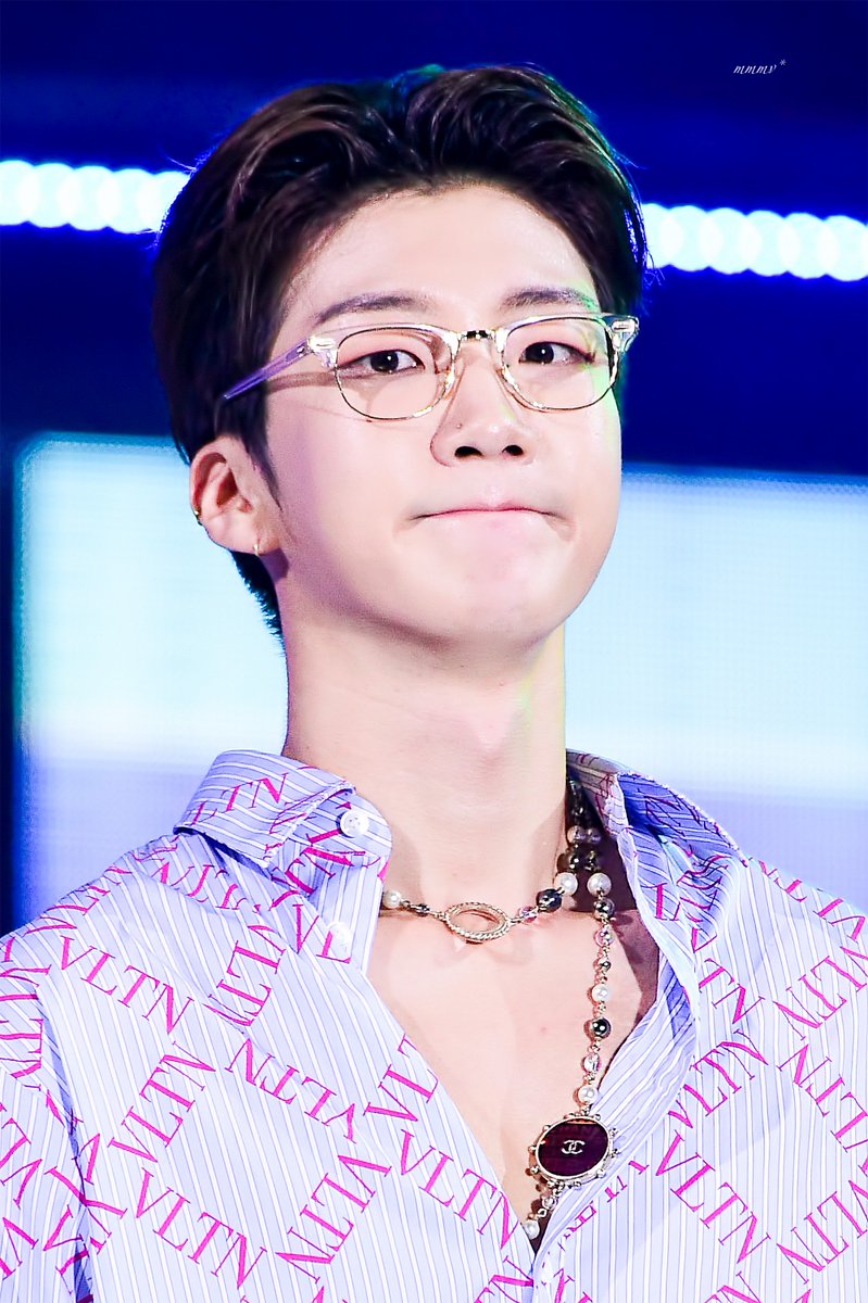 sh_momo_'s tweet photo. ➖HQ
진짜 어쩜 이렇게 섹시하고 멋있고 귀여울 수 있지 ㅠ_ㅠ

@official_hoony_ 
#이승훈 #위너 #SEUNGHOON #HOONY https://t.co/YeLblvDJSd