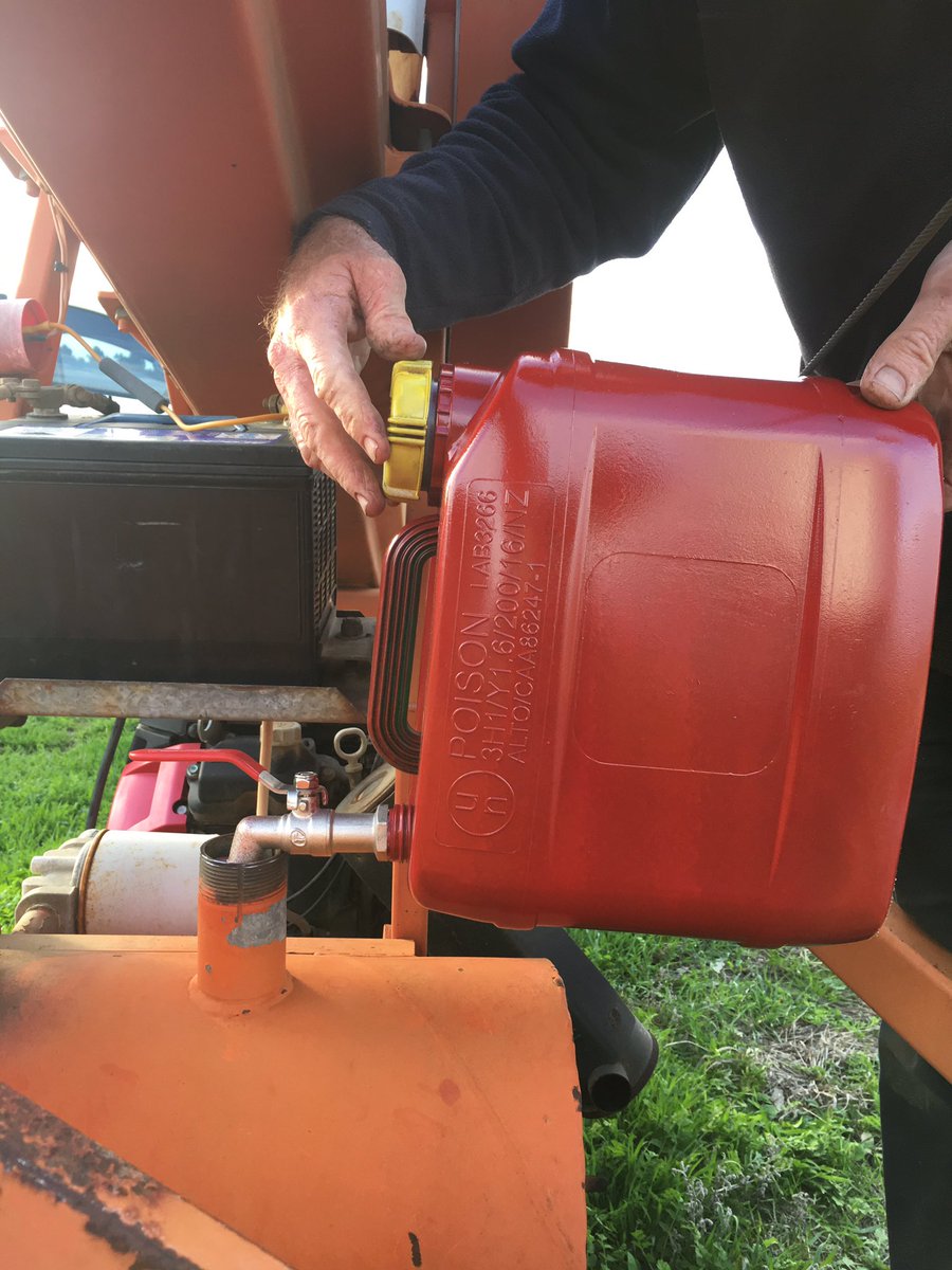 RodPohlner's tweet image. Came across this idea at last weeks Nhill’s Pony Express Motorbike Enduro. These 10 &amp;amp; 20lt Dow containers have an internal thread in the breather hole and make a great Jerry can. Easy to pour and fill.  Gave it a coat of plastic primer and red just to make it look right.