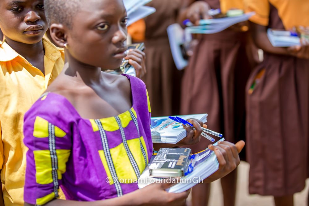Woeyram's tweet photo. The Second Edition of the Rural Child Education Drive is Loading.... Join the Train and let's make it bigger together.... All it takes is just 11gh to adopt one RURAL SCHOOL CHILD
#Education #CHANGE #XORNAM https://t.co/RDAjQn9ceo