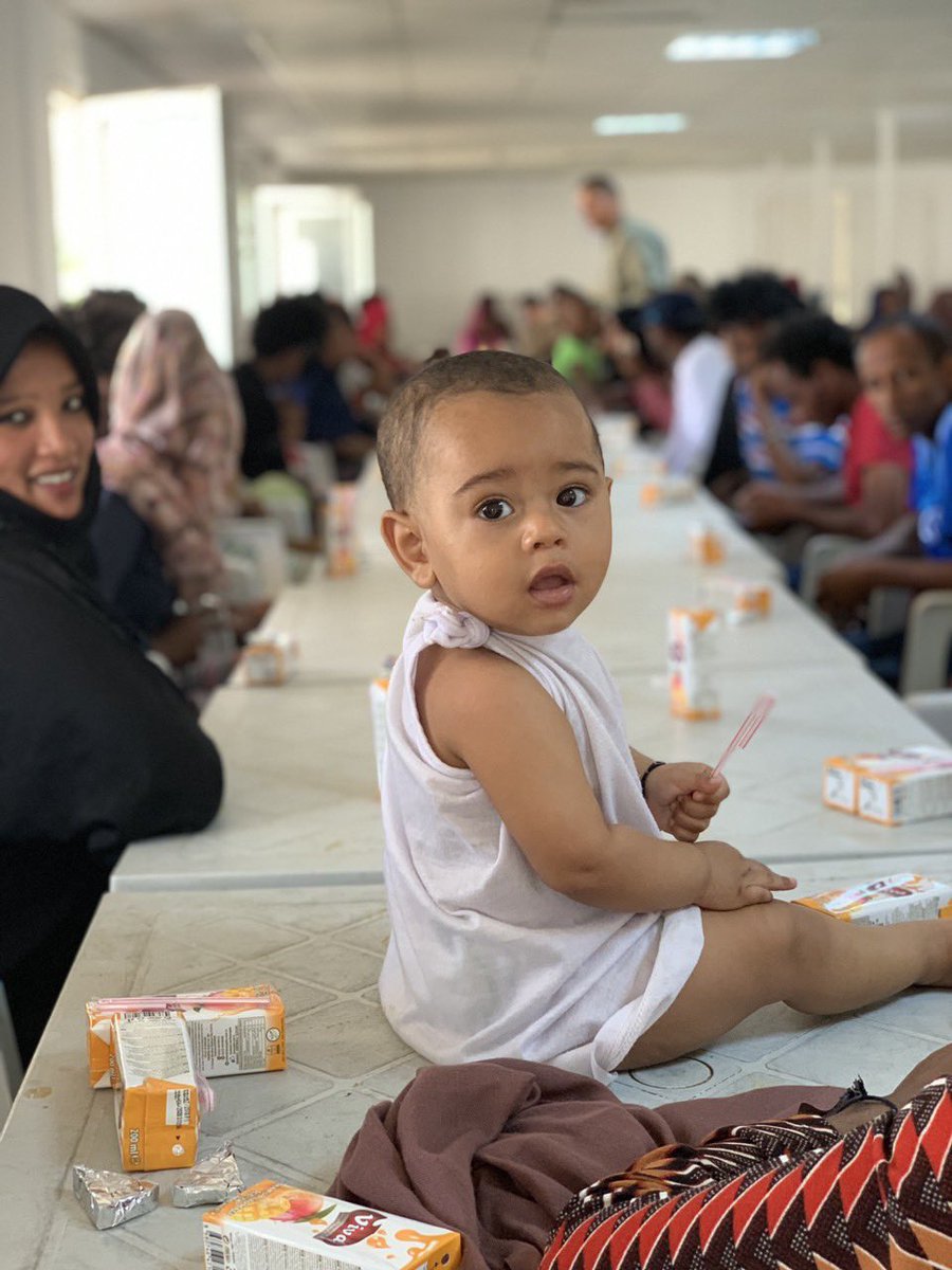 Motherhood is indescribable a sensual definition and what it carries in its meanings and feelings.
الأمومة تعجز الكلمات عن وصف هذه الكلمة وما تحمله في طياتها من معاني ومشاعر. #Libaid #الهيئة_الليبية_للإغاثة