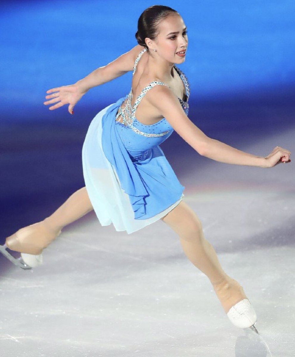 Team Zagitova On Twitter Nathan Chen Surrounded By Very Beautiful