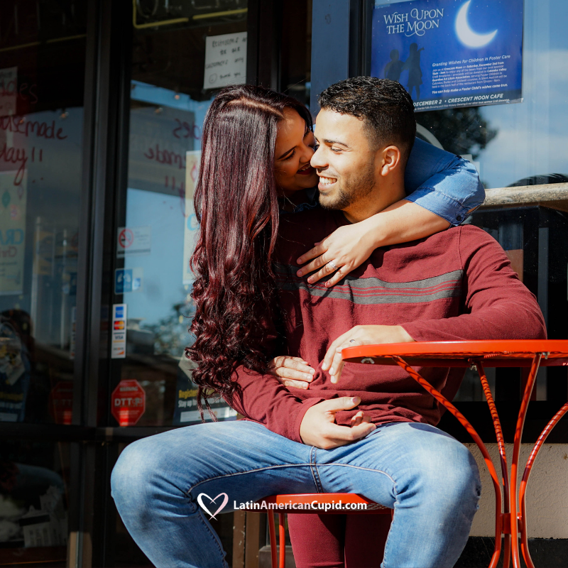 LatinCupid's tweet photo. Relationship 101: Communicate in a Constructive Way
For instance, we think the phrase construction, “When ____ happens, it makes me feel ____” can be particularly helpful. https://t.co/cE6nmumGHu