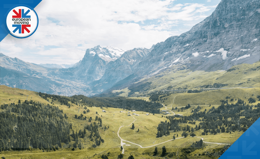 EuropeanMoving's tweet photo. #Switzerland🇨🇭 tops the list of the best countries to move to in 2019.
If the latest @HSBC survey got you thinking about moving to Switzerland, remember that we can help.
Get a free moving quote at https://t.co/XIBayg6Xgc
#expats #expatexplorer #expatlife #moving #swiss https://t.co/8ViSWEfYla