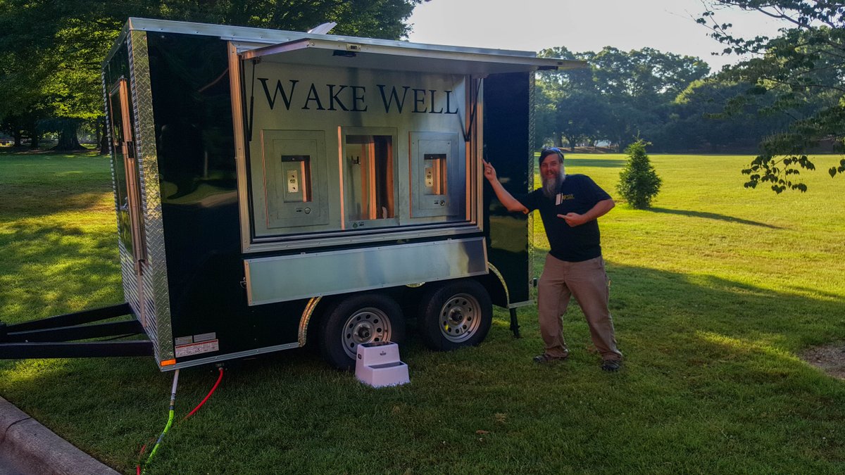 wfufacilities's tweet photo. Feeling the heat today? Come visit the #WakeWell on Davis Field for some fresh, cold water to cool you down! https://t.co/naYDbOHXfV
