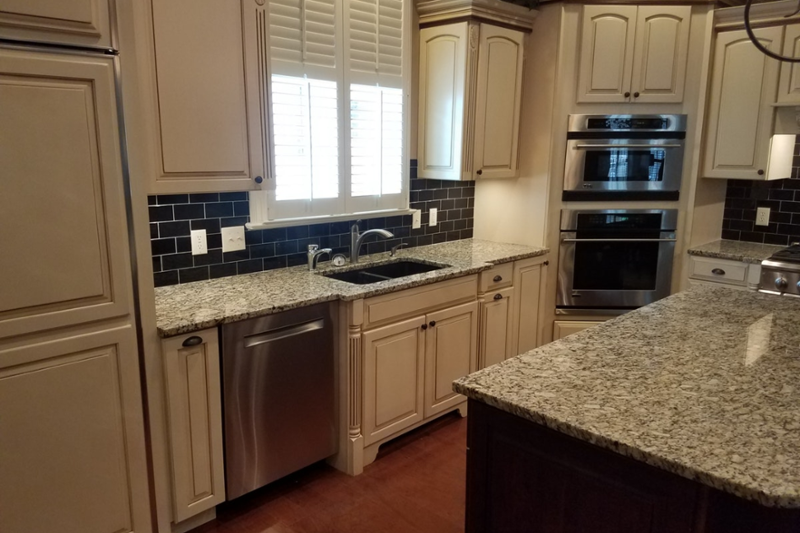 OasisColumbus's tweet photo. Here at Oasis, we’ve applied our years of experience in designing, fabricating and installing countertops to provide the highest level of service the stance world has to offer. https://t.co/TJMLyKOUpU #countertops #cabinets #oasiscolumbus https://t.co/oKtcRVVtYg