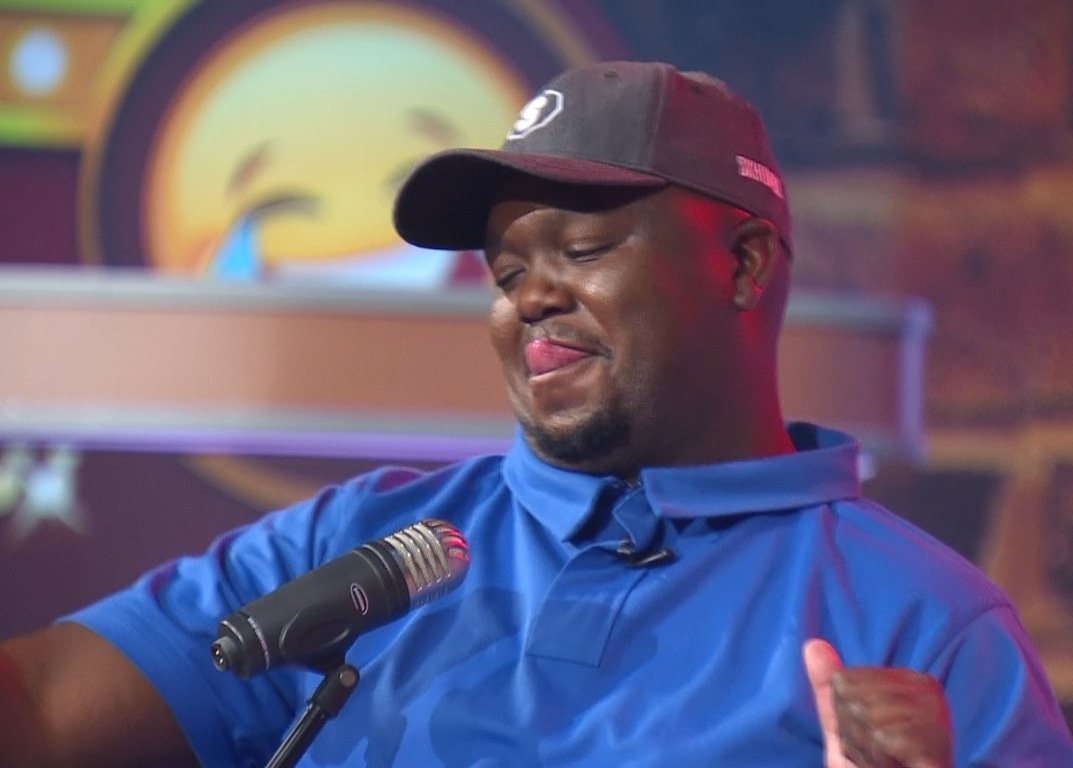 Pedi_Kween's tweet image. I swear the show is always lit when @moflavadj is back in his rightful place on #TheDriveOnMetro