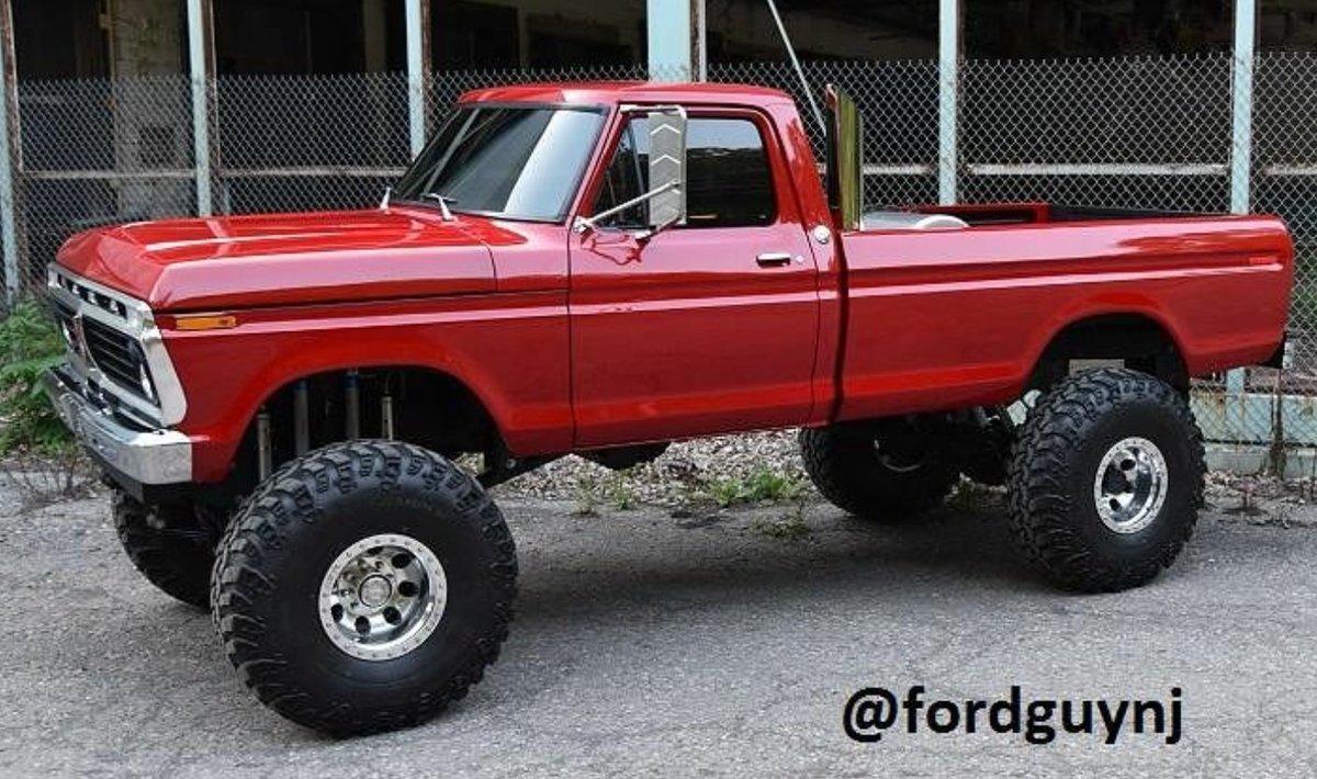 THROWBACKTRUCKS's tweet photo. #Ford https://t.co/8IPGCVCkhe