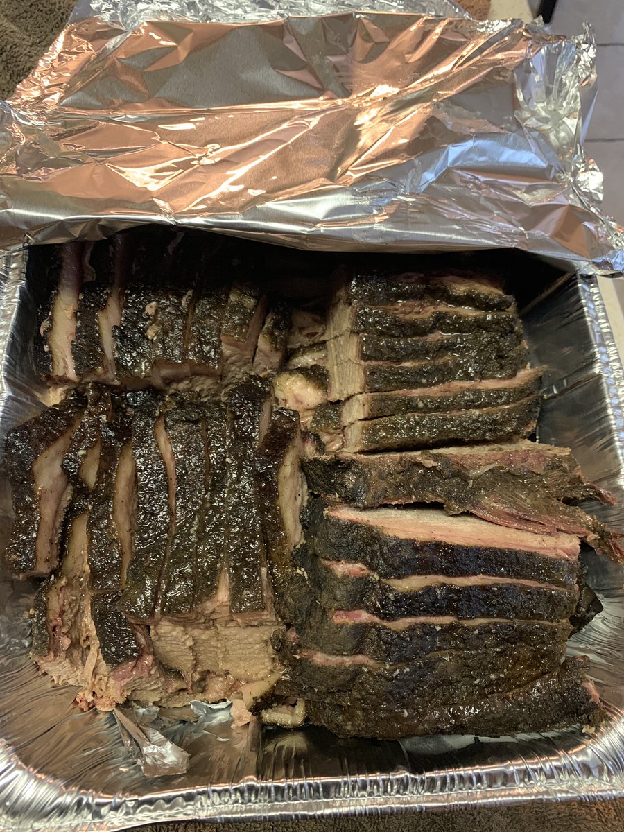 BbqVince's tweet photo. brisket day https://t.co/qazIIJG8m7