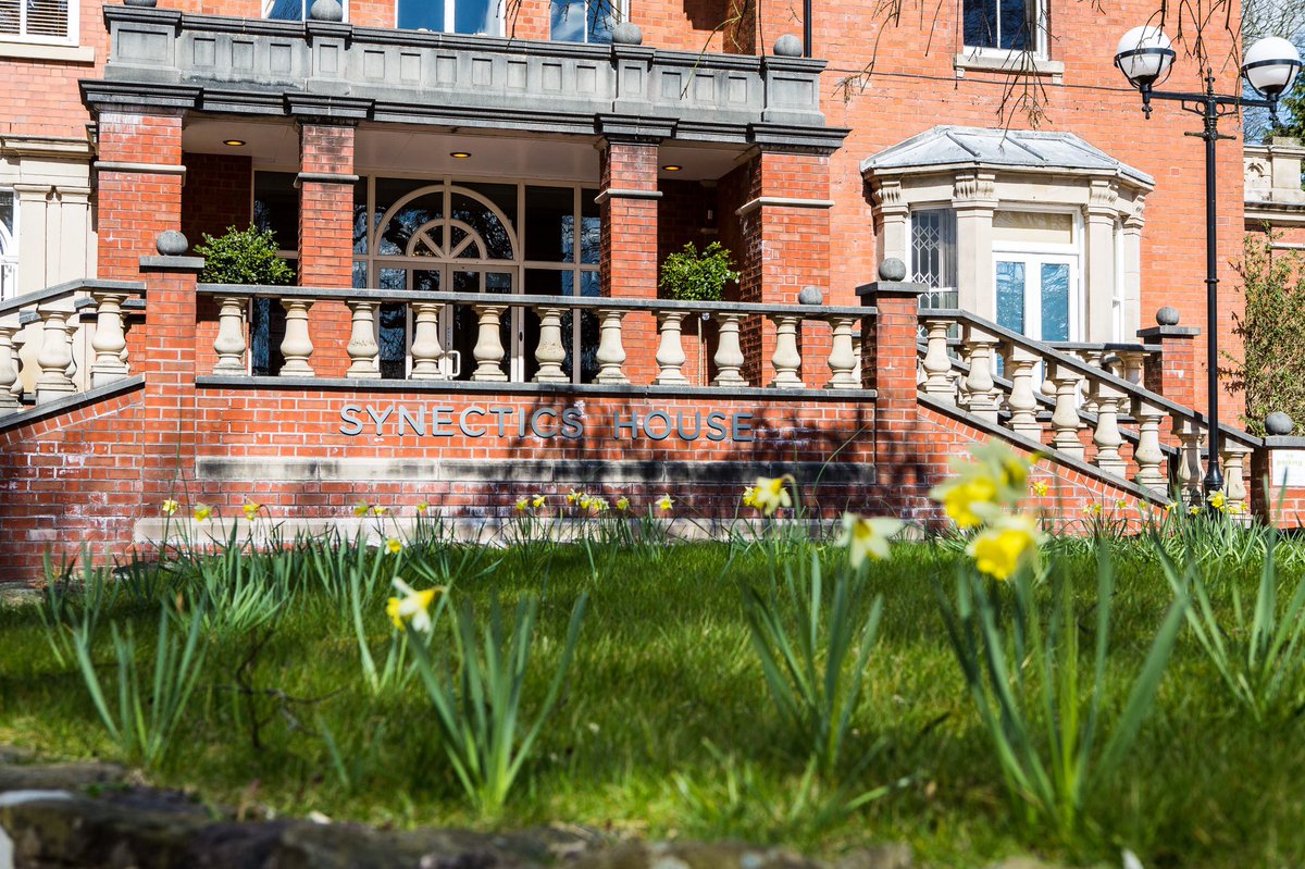 Summit_Hosp's tweet photo. Sadly the weather isn’t on our side today so we are throwing it back to a beautiful sunny day in spring! #summithospitality #hospitality #events #staffordshire #midlands #stokeontrent #catering #corporate #officespace #meetingrooms #throwbackthursday https://t.co/9Z1tl2sSkB