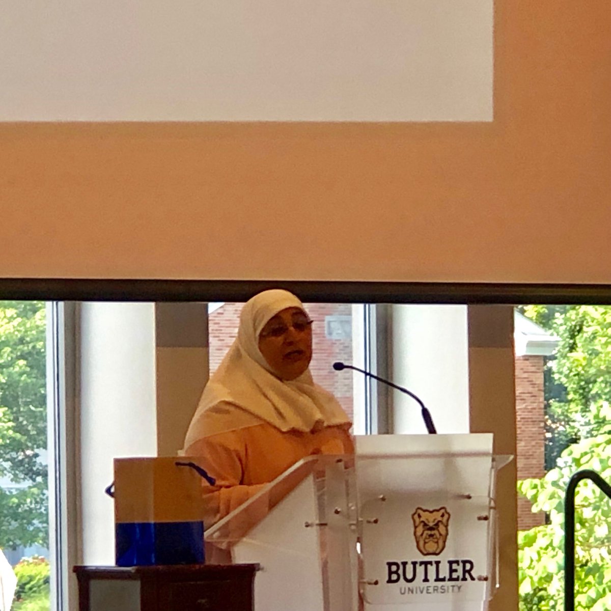 DebLecklider's tweet photo. Butler’s very own Anila Din shares her community service expertise with our Student Leadership the #ButlerWayCamp. @ButlerEPPSP students selected Ms. Din as one of our featured speakers. #BeTheHero @butleru @ButlerCOE #Service https://t.co/ZZVROgmTea