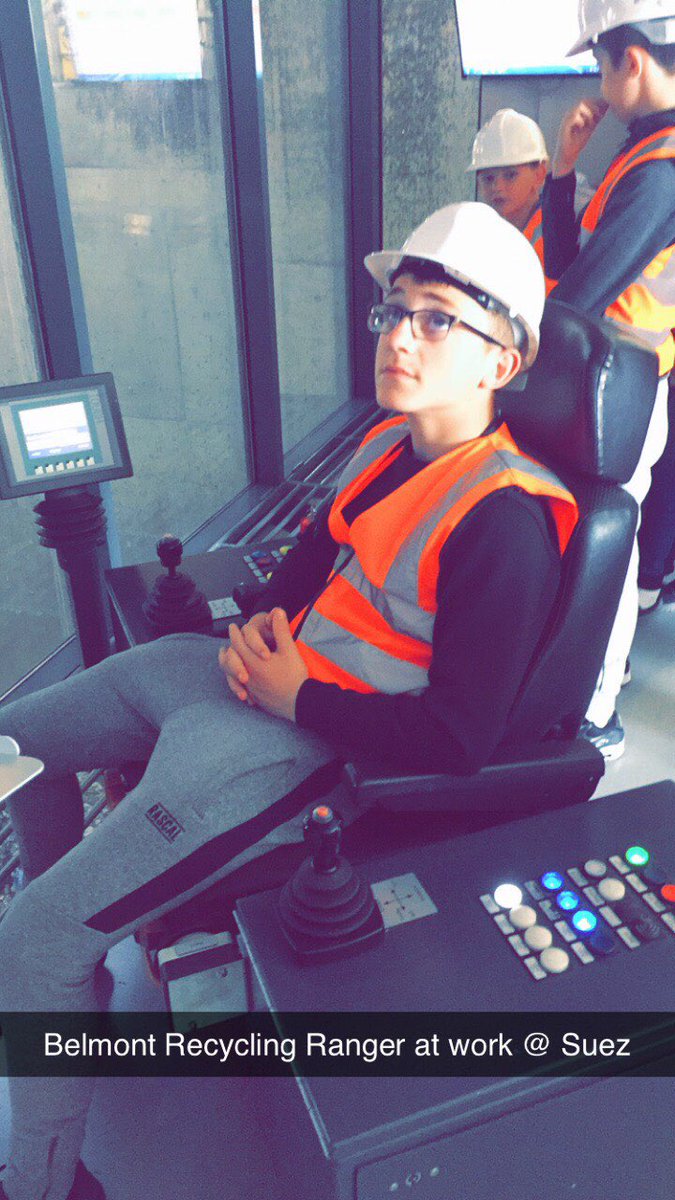 Belmont_School's tweet photo. Thanks @suezUK for showing us around the recycling plant today as part of our Eco project #projectweek19 #recycling https://t.co/ZT5ukhHRKr
