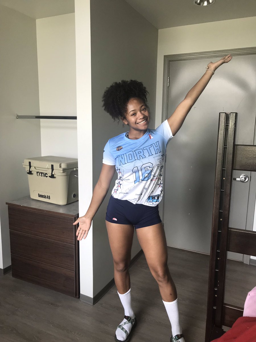 ascheicakes's tweet photo. Good luck @KolbiVB2020 at the AHSAA North/South All-Star game. Shine, baby, shine! 🌟 https://t.co/RMVkNjkLFH