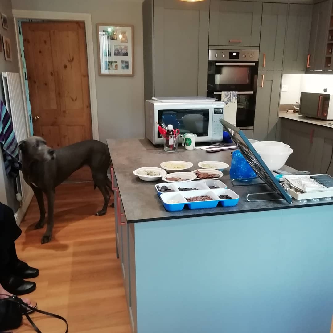 Set up for a demonstration at the National Women's Register Group in Keyworth. Being supervised by Lily the Great Dane 😍
#artisan #handmade #handtempered #chocolate #local #buylocal #glutenfree #nutfree #vegan #nopalmoil #notts #nationalwomensregister #smallandsupercharged