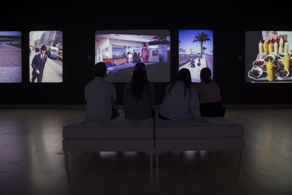 brooklynmuseum's tweet photo. In March 1964, #GarryWinogrand received his first John Simon Guggenheim Memorial Foundation Fellowship in Photography, to make “photographic studies of American life.” https://t.co/KfW9qrJMz2 #WinograndColor https://t.co/pRWJYgCLEP