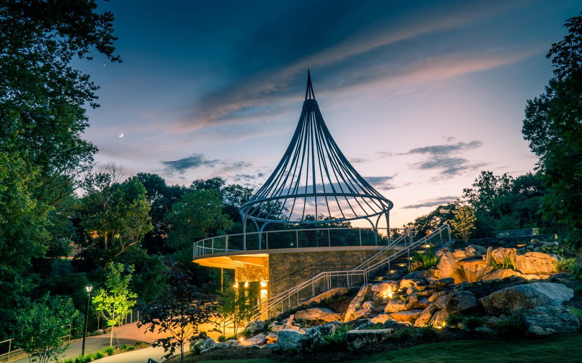 The vision behind the <a href="/cancerparkgvlsc/">Cancer Survivors Park</a>  is to cultivate healing and hope in all who visit and we are so proud to have been a part of the process of bringing that vision to life! #HarperGC #yeahTHATgreenville #CancerSurvivors

Learn more: harpergc.com/projects/cance…

PC: @bscott58d