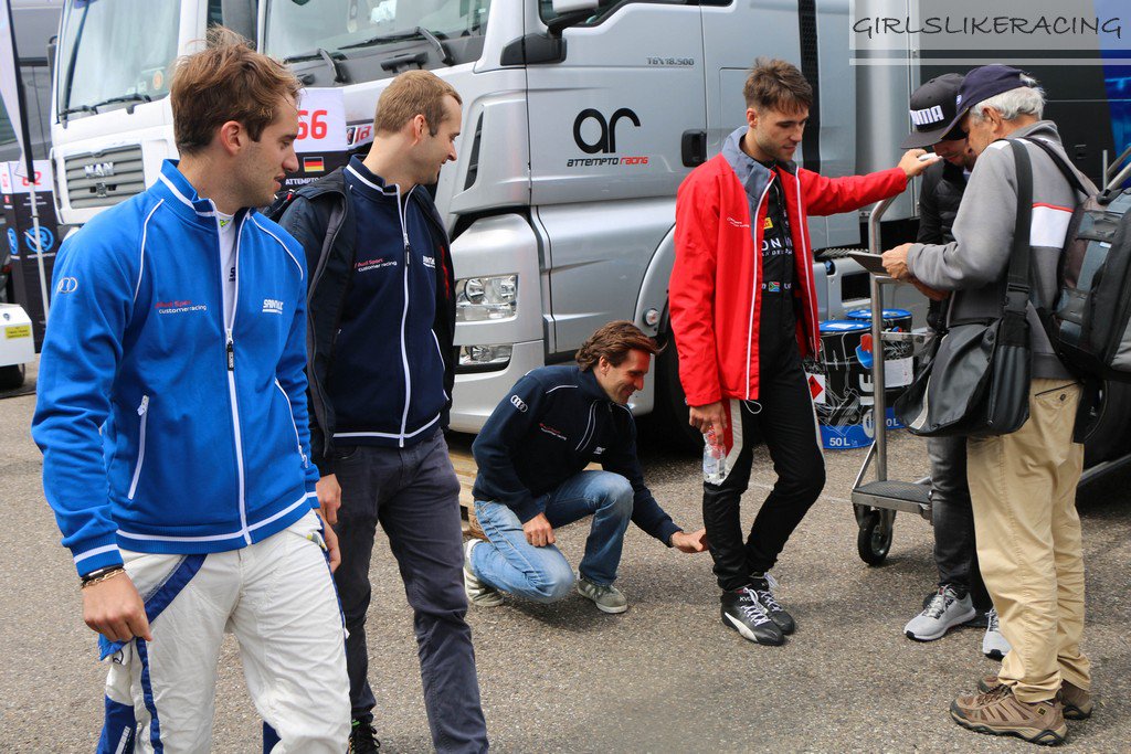 Off Track #BlancpainGT Zandvoort:
Who, other than Markus Winkelhock can think of doing this? Name me a driver please!