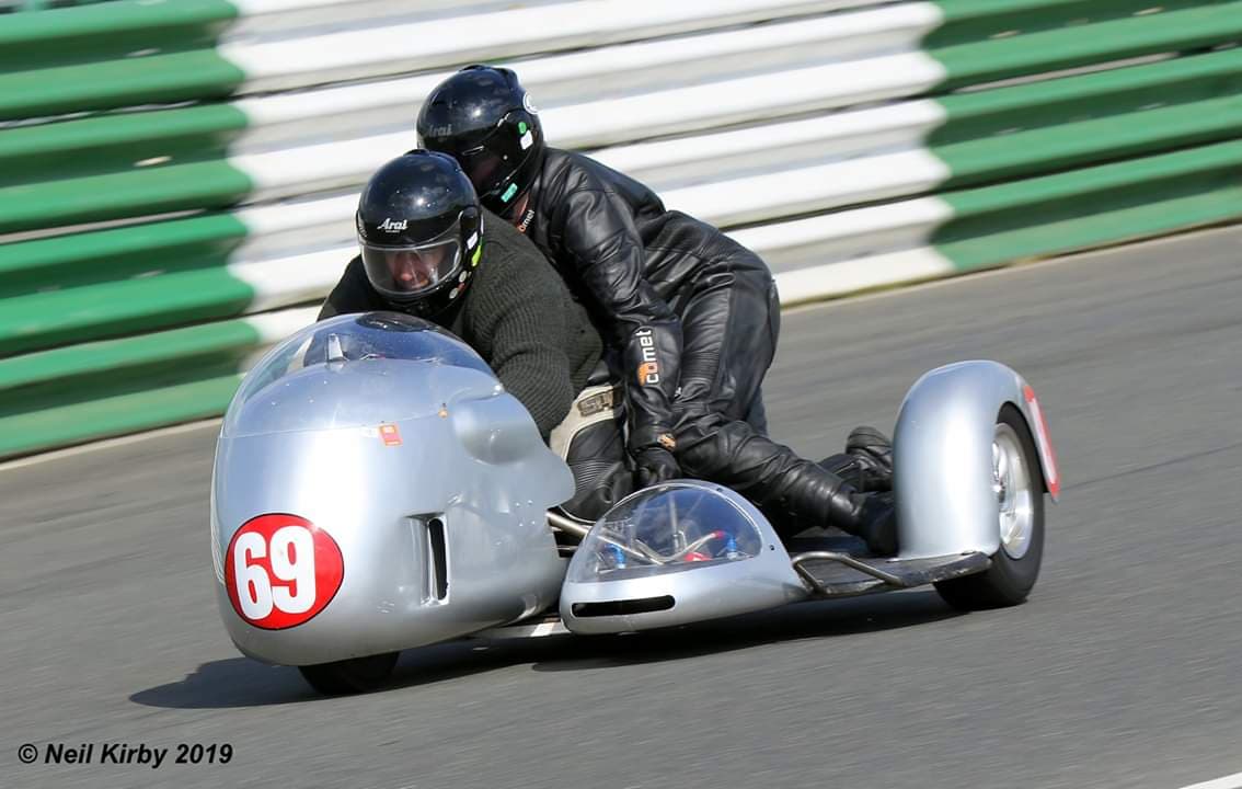 CometLeathers's tweet photo. 💥 Attention Sidecar Racers! 💥
We are now partnering with Sidecar Racers!
Think you have what it takes?!
Apply NOW and become a Comet Ambassador for 2019!
https://t.co/sckhgAHGIX
#racingmotorcycle #racing #classicracing #motorcycleracing #bhfyp #racingsuit #racingsuitshop https://t.co/Nqw8pe9xXW