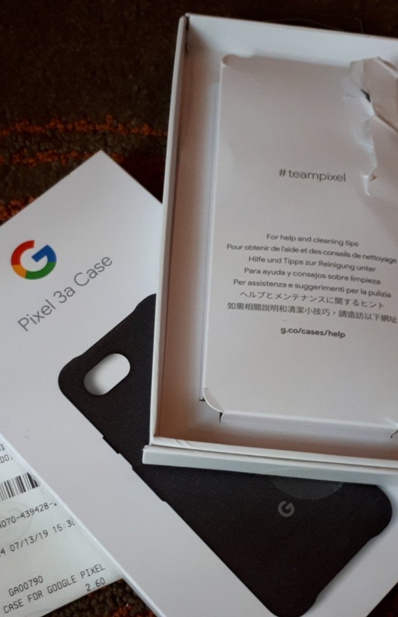 Haruki_BR's tweet image. @madebygoogle @Google @GooglePixelFC I don't know, if a manufacturer, a third part or problem in store, but failed. Big issue. So sad...😭 empty box #unboxingfail #issue