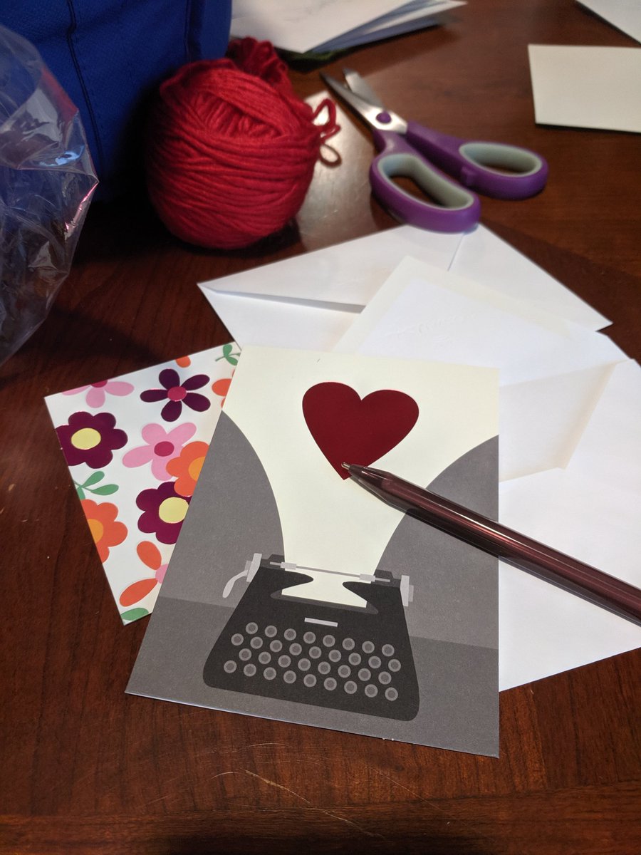 makerkate's tweet image. I absolutely loved volunteering at @IMDGuestHouse this morning with the #researcHStart program. Such an amazing organization and I hope our cards and treats put a smile on the face of the guests! @UCCancerCenter