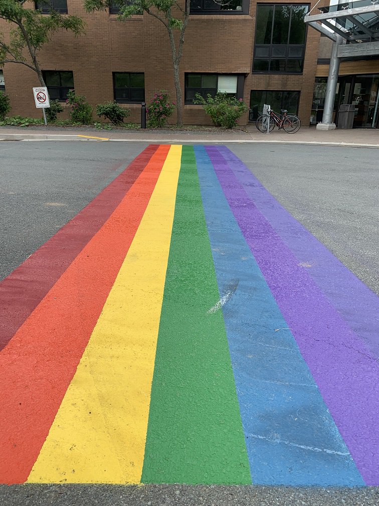 DFO_MAR's tweet photo. We are excited and proud to be participating in the @HalifaxPride Parade this Saturday with our @CoastGuardCAN colleagues. See you there! #HFXPride https://t.co/ml5WszuHfV
