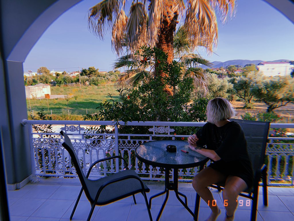 cortneyjayde1's tweet photo. I need another holiday ☀️ https://t.co/a26D7MJ6Ej