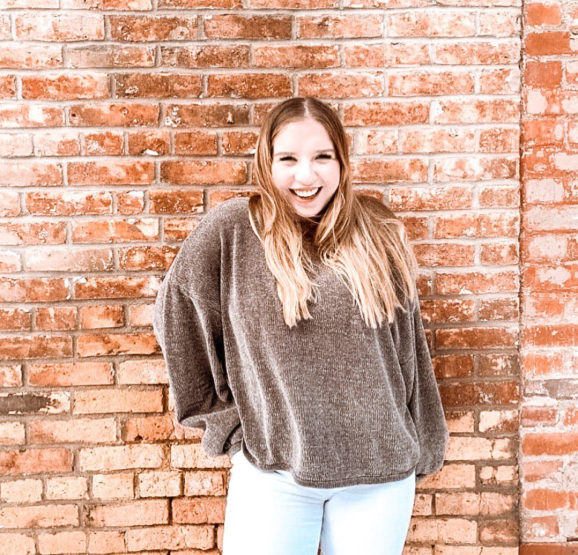 KappaDeltaIWU's tweet photo. click the link in our bio to sign up for fall recruitment and make @natalie_kuca ↓ THIS ↓ happy!!! https://t.co/b02s0uiOwZ