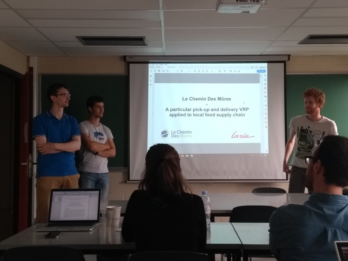 matbesancon's tweet photo. Next presentation at the #OptiBeer Brussels, researchers and startup founders building transportation models for food supply chains https://t.co/h5axotIyDQ