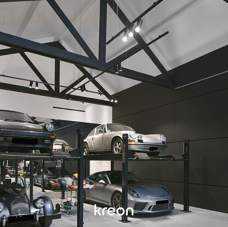 kreon_uk's tweet photo. “Life’s too short to drive boring cars” great to be apart of such a unique private garage by Luc Spits Architecture #lighting #architecture #supercars https://t.co/la9jRVbfHr