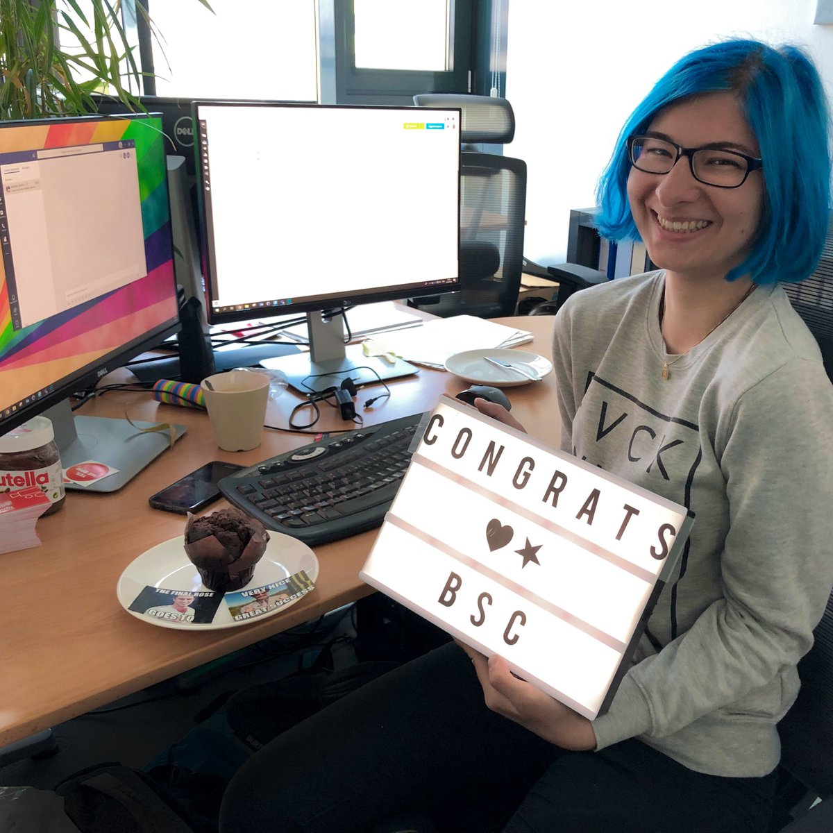 FireStartGlobal's tweet photo. Another one of the #folksoffirestart graduated from college! Kati did her bachelors degree! ๐ฉโ๐ Congratulations! ๐
#firestart #celebrate #graduation #congrats #bachelor https://t.co/e5An1kJrA6