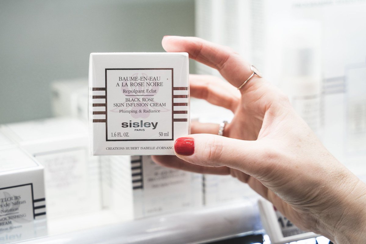 Taking Care of my Skin!  mybeautifulparis.com/blog/post/taki… <a href="/SisleyparisUK/">Sisley Paris UK</a> <a href="/SisleyParisUsa/">Sisley-Paris USA</a> #skincare <a href="/DARPHIN/">DARPHIN skincare</a> #mybeautifulparis