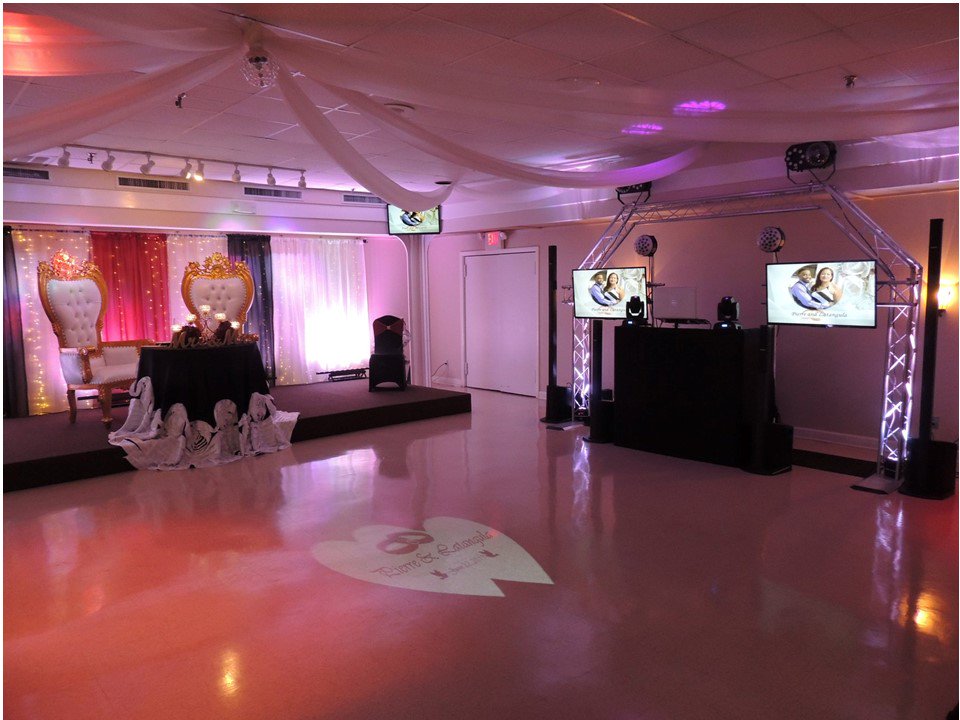 MRagtop's tweet photo. Wedding Day DJ and Light Setup! https://t.co/bmNK0hrrMQ