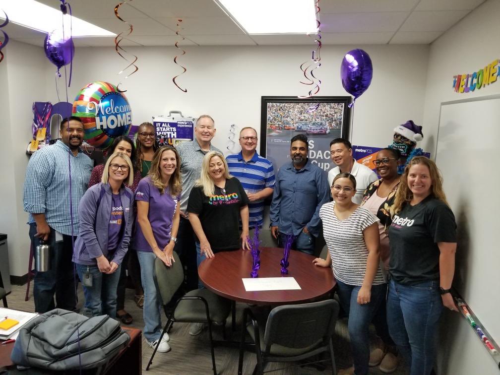 junaidwajid's tweet photo. #livepurple @GregHutmacher @MbyTLijoAbraham @RehnoomaC @TiffyToffy @Z_Hill_Metro @JulesKarpenko @J520Dickerson @Rodschlottman @cj_pham @trainingcreativ @CheriCarnavon @KimMcCauley11 https://t.co/waByrvesuu