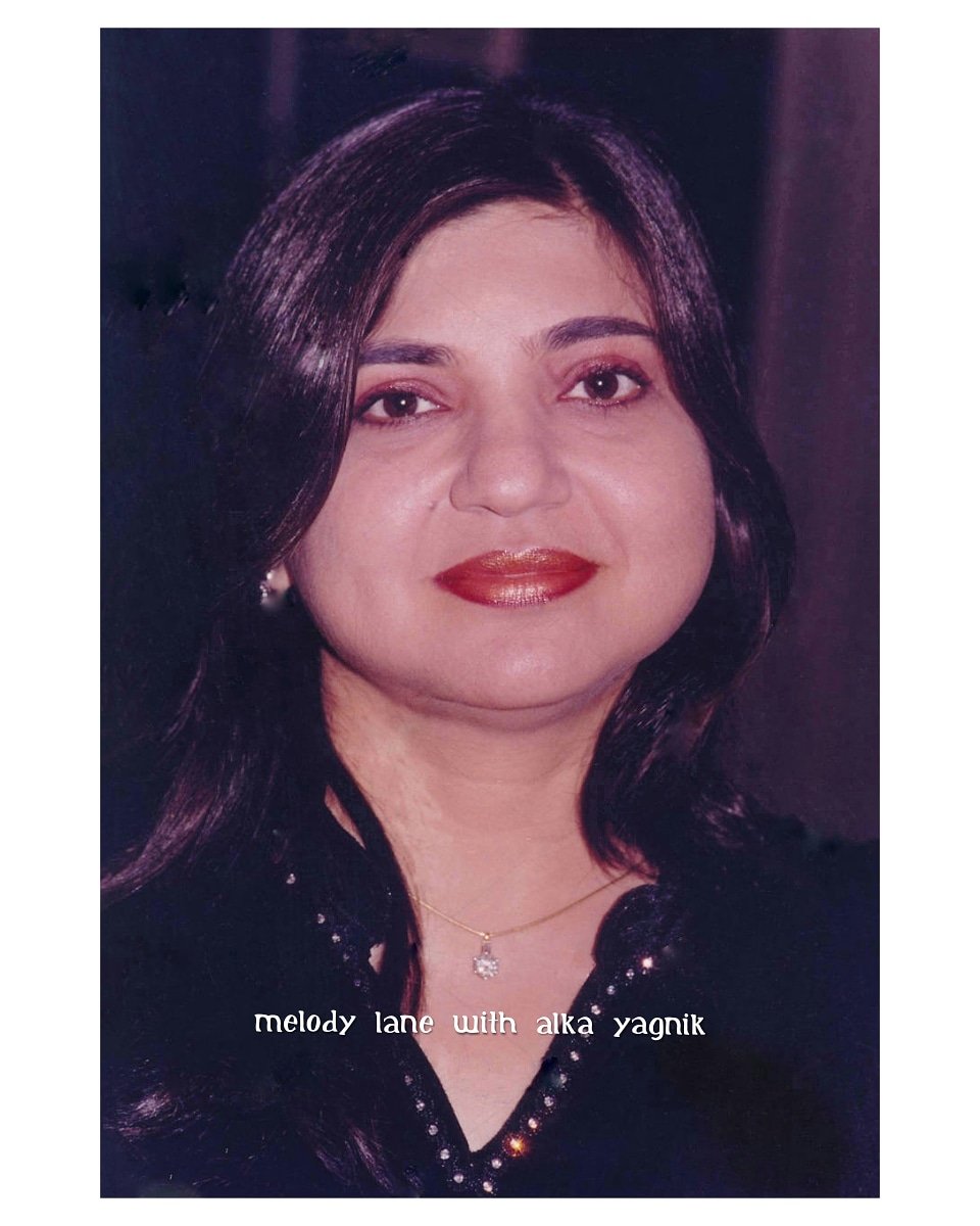 melodiouslane's tweet photo. Down Memory Lane~ ⚜️✳️❇️✴️✨⚜️

#AlkaYagnik #Bollywood #MelodyLaneWithAlkaYagnik #SuperstarSinger2019 #SuperstarSingerSingingKaKal #singingkakal #TwitterWorld #SuperstarSinger #JavedAli #HimeshReshammiya #alkayagnikfan_c #music https://t.co/IXq4Ymzqje