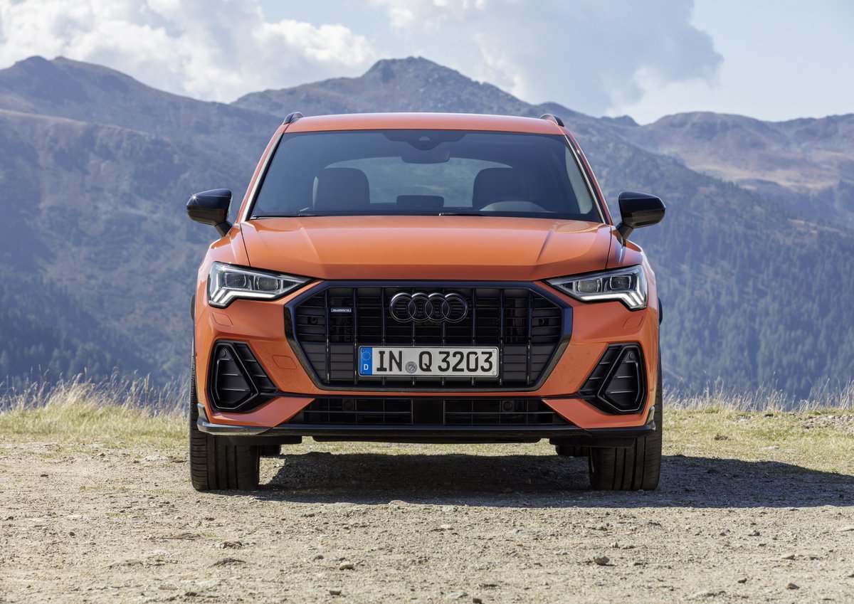 AudiOfficial's tweet photo. Of course, it's an Audi Q3's dashboard.
#AudiQ3 #MasterEveryChallenge https://t.co/1LEerflHS5