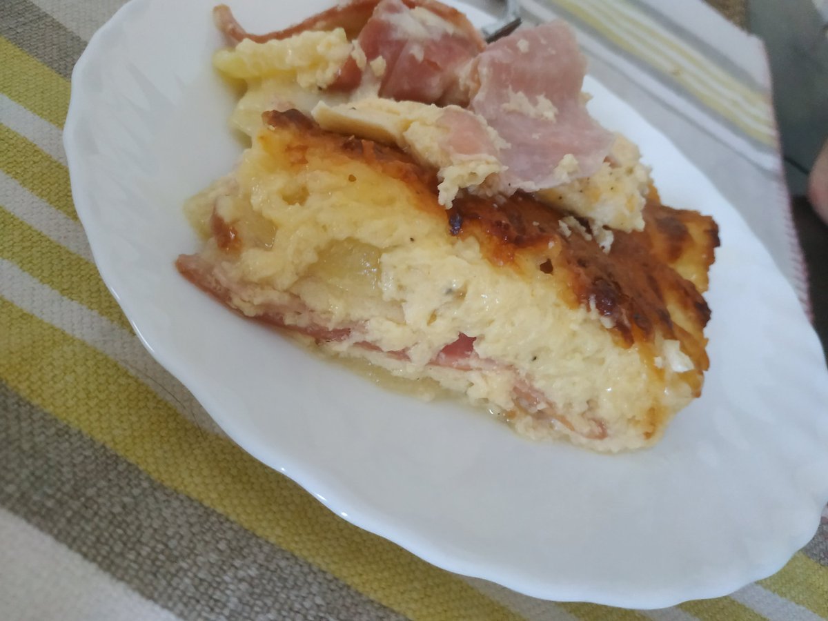 Crydeivid_'s tweet photo. El buen pastel de patata y ataque al corazón @EvilAFM #alexelchef vuelve porfa https://t.co/1oG7PHuVIA