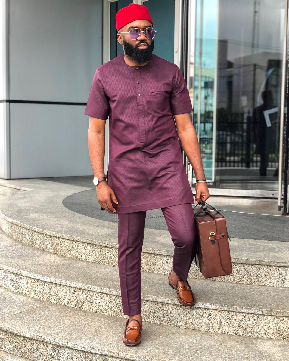 Nobsdaslushhkid's tweet photo. They said I look like money and the lady that sat beside me said I smelt like money. 
Both are true.
Rocking @tribesbynobs https://t.co/PUIRXxMgWW