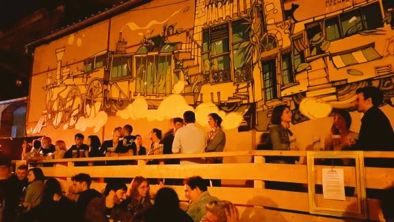 #Strasbourg : premier week-end de festivités pour la terrasse culturelle estivale la Grenze   france3-regions.francetvinfo.fr/grand-est/bas-…