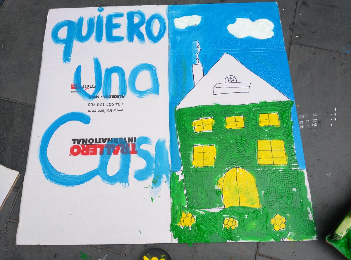 🎉 Hem fet possible l'impossible tenim reunió confirmada el próxim dilluns amb @DeleGobCataluna <a href="/govern/">Govern de Catalunya</a> i <a href="/bcn_ajuntament/">Ajuntament de Barcelona</a> per fer front a la situació actual d'emergencia i donar solucions a les families #realojoDignoYa