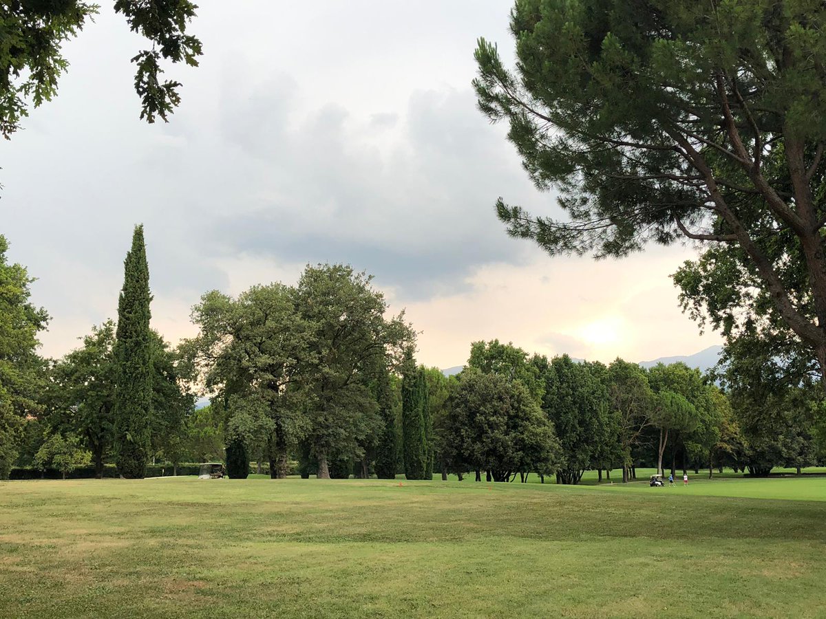 Publifarm's tweet photo. Funny, easy, golf, friends... these are the key words of the “Business Golf Open” tournament of which Publifarm is proud sponsor
🔝⛳️🏌️‍♂️
Haven’t you signed up yet?! 😎🤩
https://t.co/BkseJHhyr7

#BusinessGolfOpen #publifarm #bebrave #bravecreativity https://t.co/RSDQYDqwGI