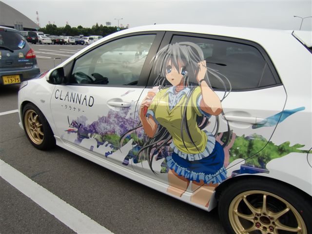 ko__na__ta's tweet photo. 京アニの放火事件で亡くなられた方のご冥福と負傷された方の１日でも早い回復をお祈り致します

負けるな京アニ！
#京アニがんばれ https://t.co/Sz7fRR758N