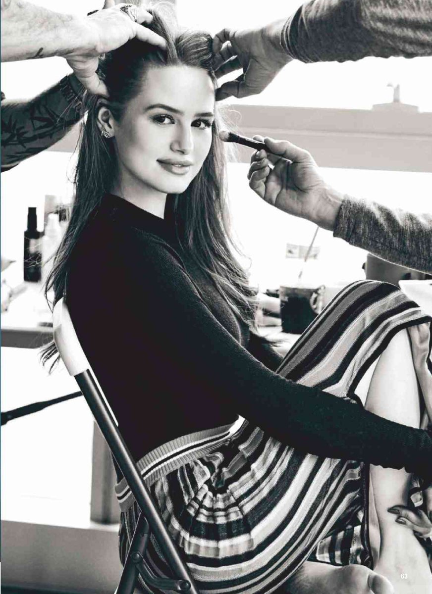madspetschITA's tweet photo. #NEW @madelainepetsch  photographed for Seventeen México, August 2019. #CherylBlossom #Riverdale https://t.co/QBDEXV6rQk