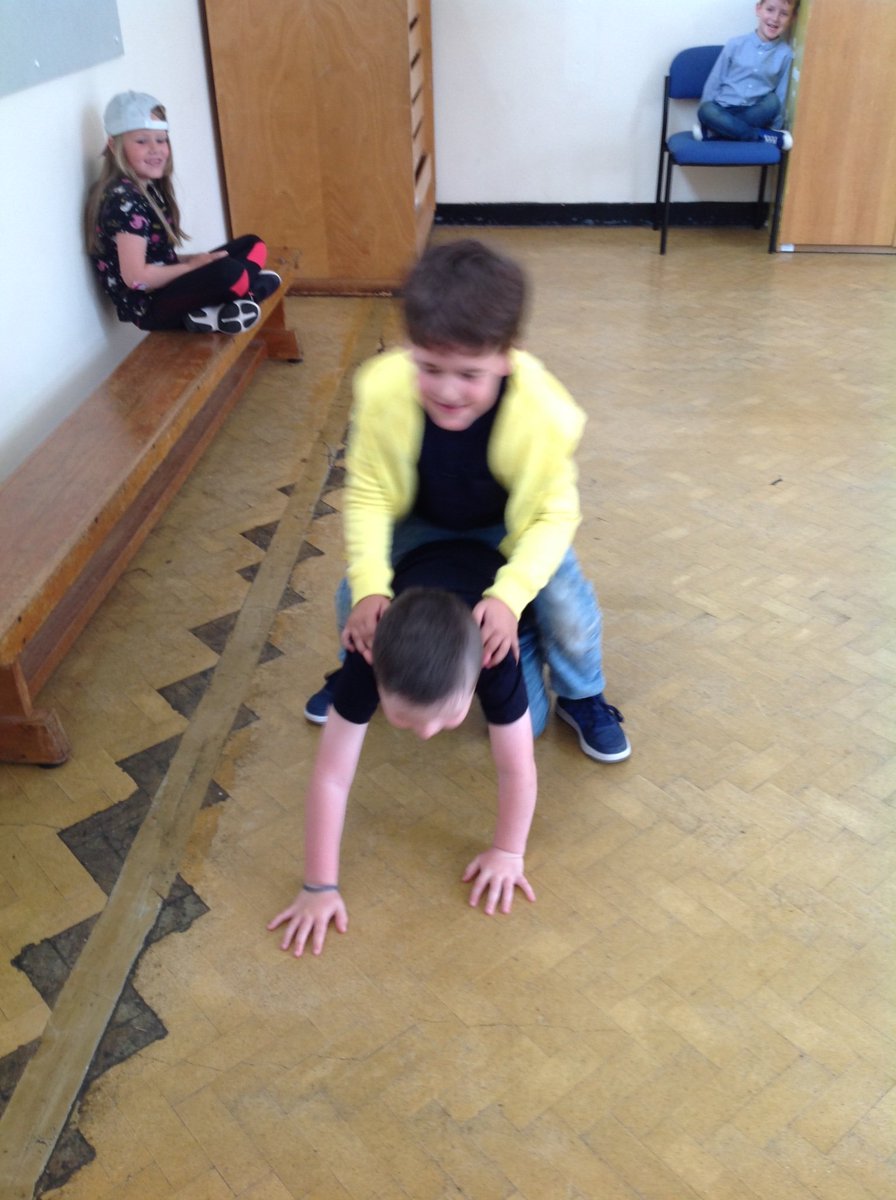 Miss Griffiths tweet media