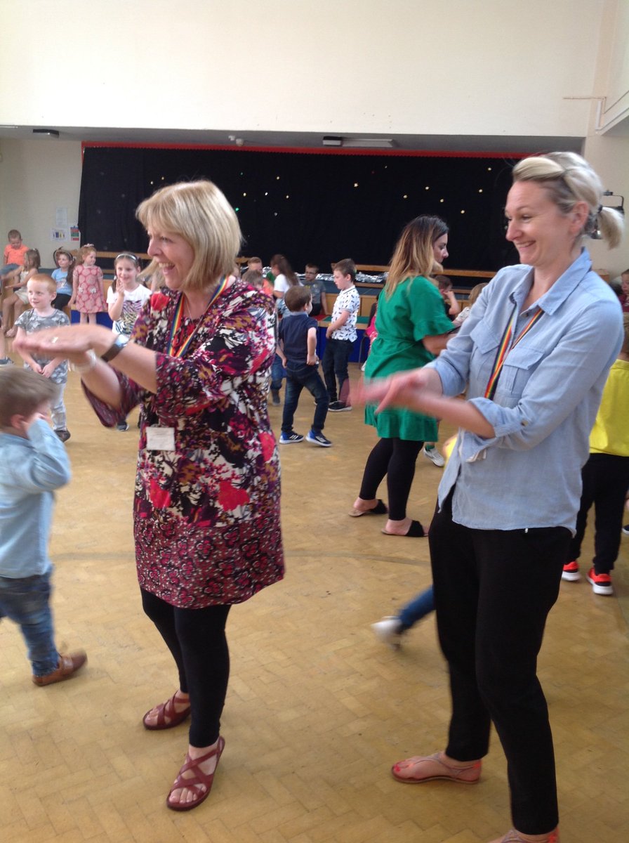 Miss Griffiths tweet media