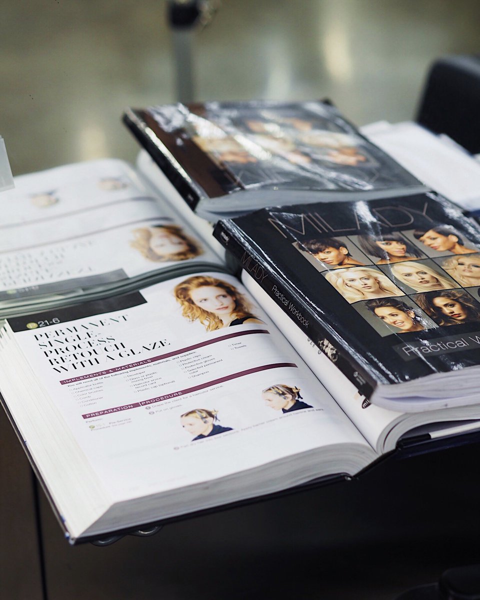 ArrojoCosmo's tweet photo. "Education is not the filling of a bucket, but the lighting of a fire" - W.B. Yeats #arrojonyc #arrojo #hair #cosmetologyschool #arrojocosmo #education #hairbrained #cosmetology
.
.
.
https://t.co/z0vz7AWEYU https://t.co/wQTggT3cdb